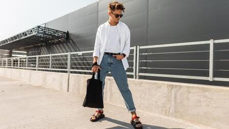 How To Wear Sandals With Jeans?